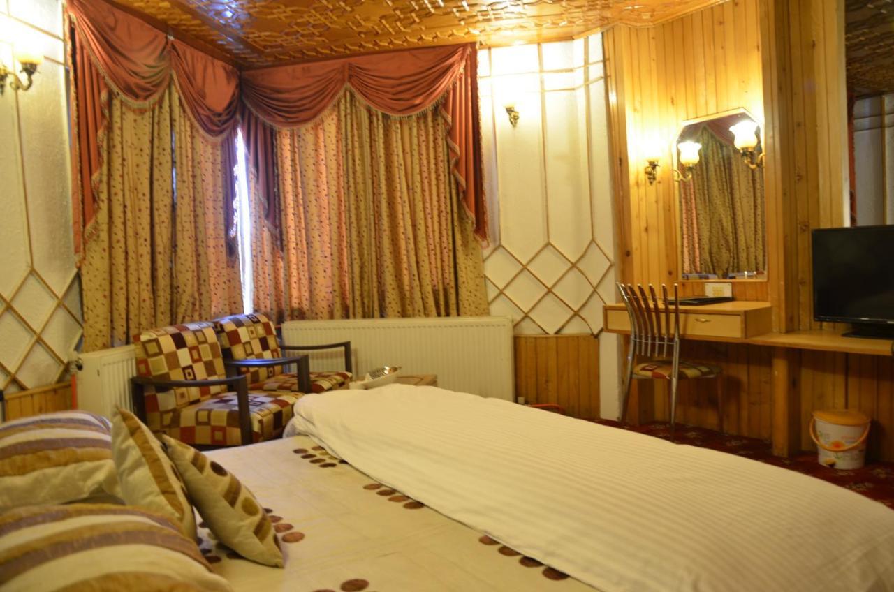 JAMMU AND KASHMIR Hotel Hilltop Gulmarg المظهر الخارجي الصورة