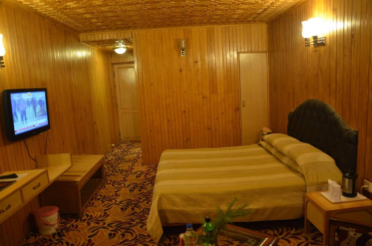 JAMMU AND KASHMIR Hotel Hilltop Gulmarg المظهر الخارجي الصورة