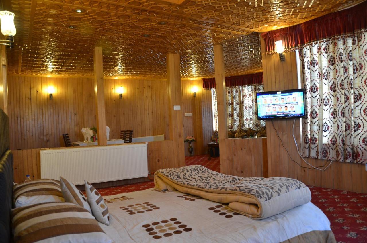 JAMMU AND KASHMIR Hotel Hilltop Gulmarg المظهر الخارجي الصورة